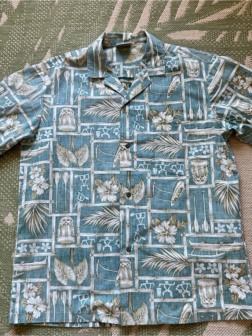 Men's Tropical Print Button-Down Aloha Shirt in Light Blue Beige and Tan. Size L